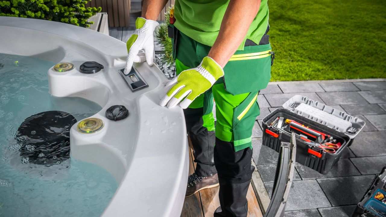 Hot tub Cleaning in Colorado Springs, CO
