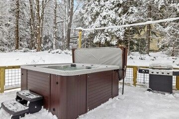 realizacja projektu jakkuzi lub saun ispasauna