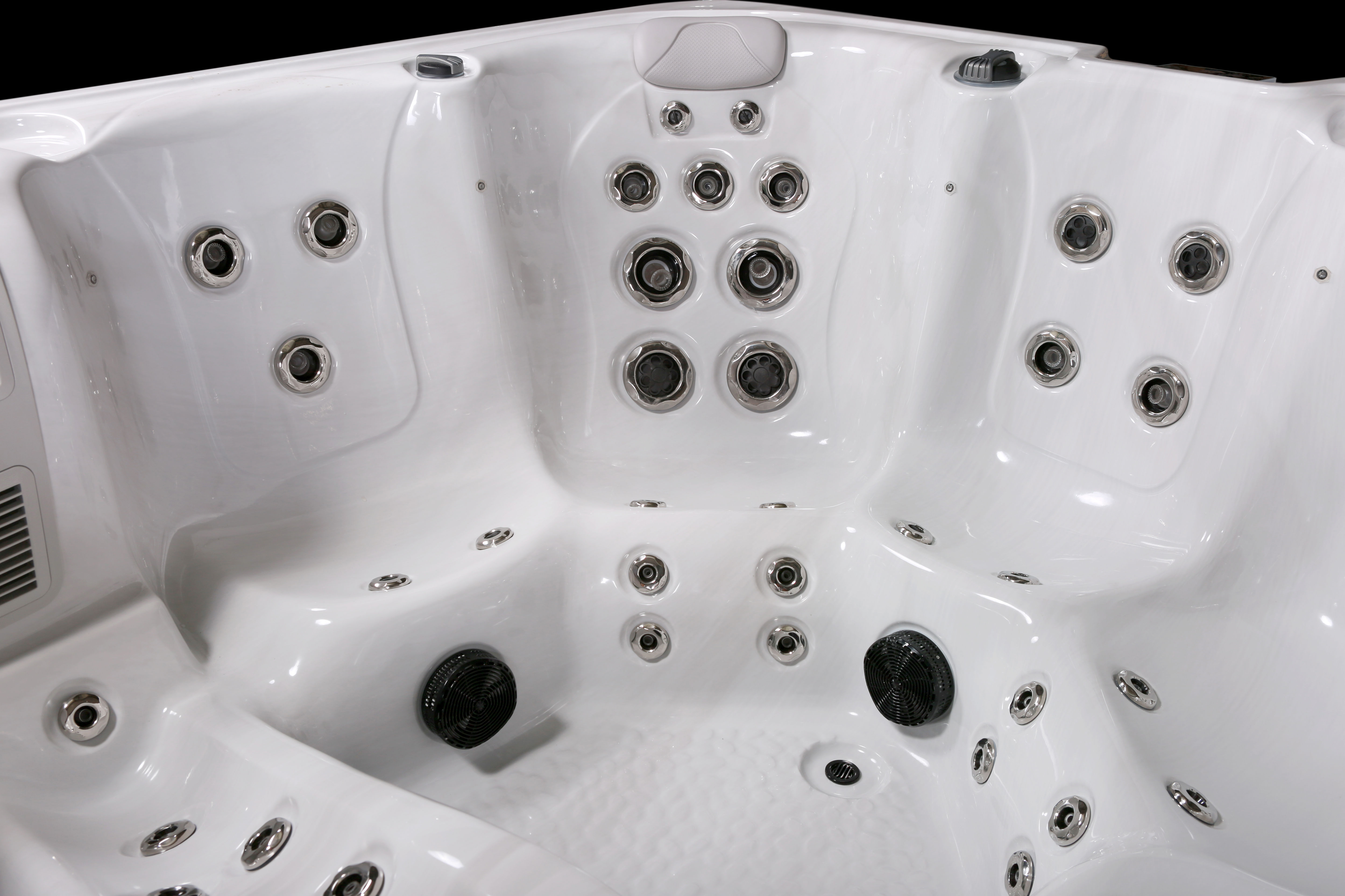 adam jacuzzi ispasauna