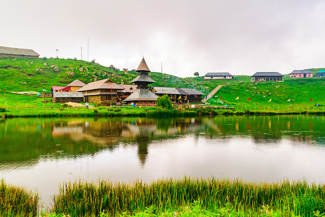 Parashar Lake Weekend Trip