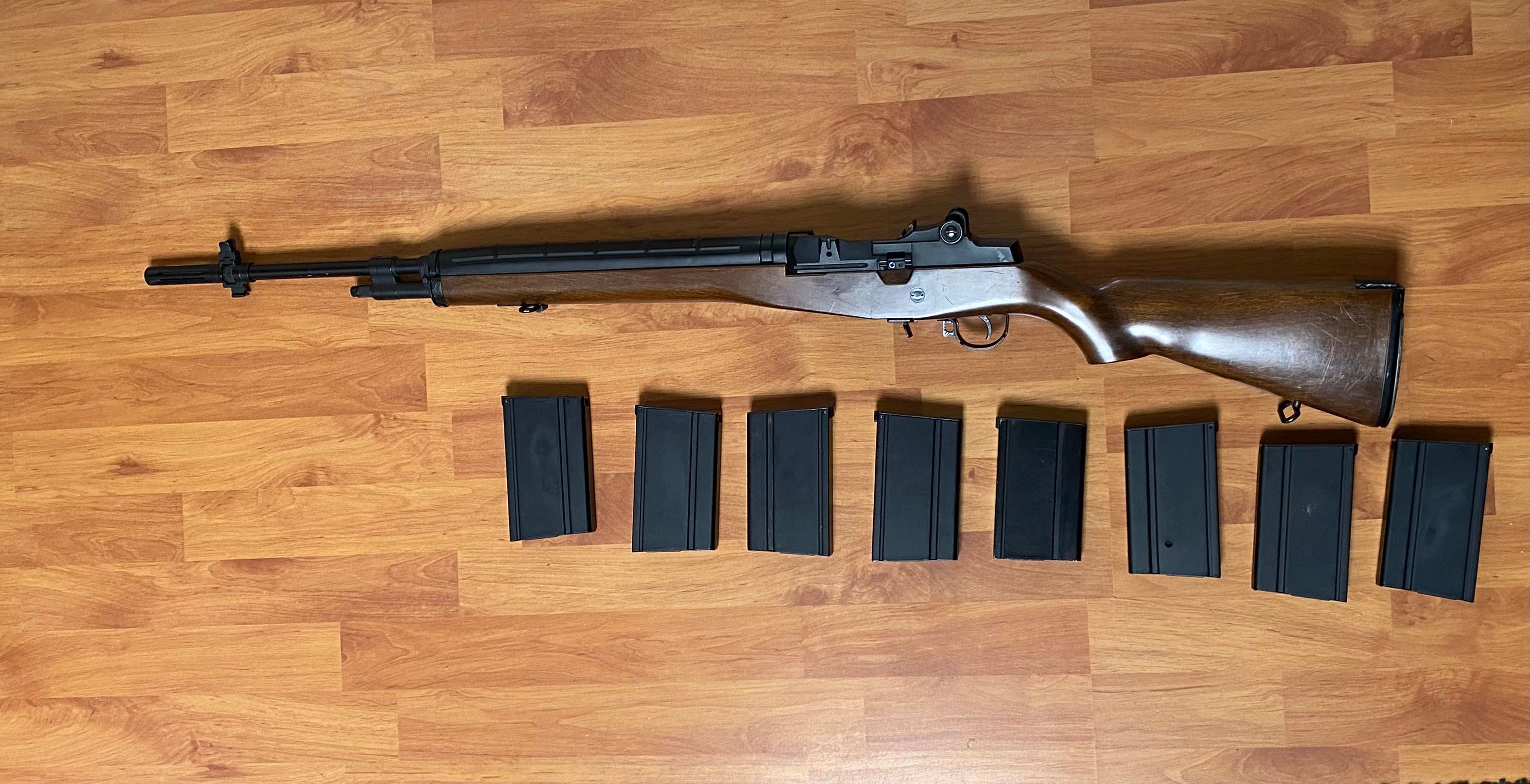 M14 + 8 chargeurs 