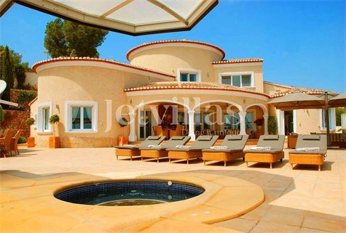 Вилла в Бенисе 462 м2 №VL2172875B6C  - Продажа