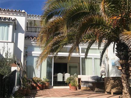 Таунхаус в Марбелье 278 м2 №BL2510319D1FD  - Продажа