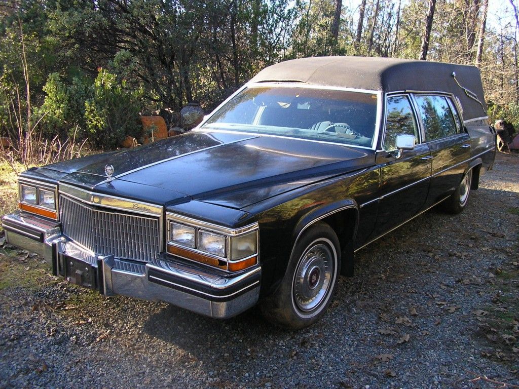 1982 Cadillac Hearse Superior Coach