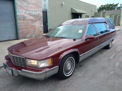 needs detailing 1995 Cadillac Fleetwood KRYSTAL hearse for sale