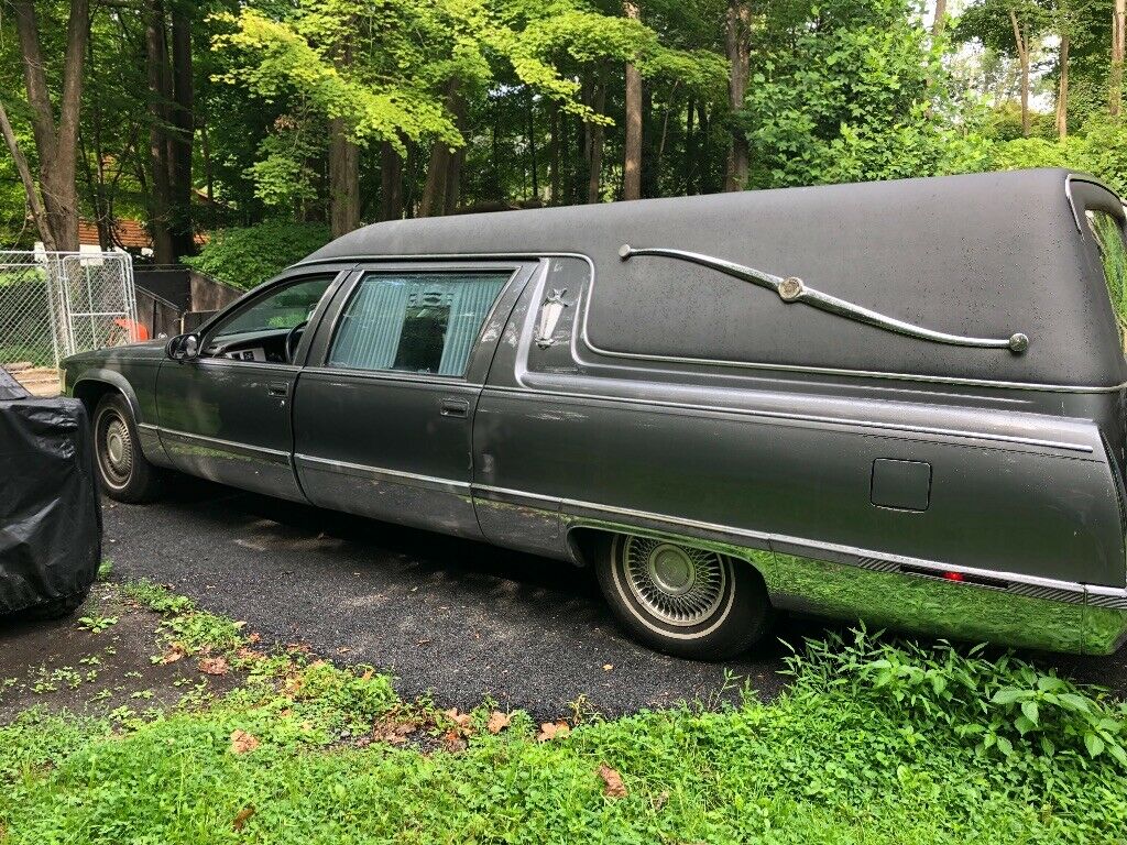 1996 Cadillac Fleetwood S&S Victoria Hearse well maintained for sale. 