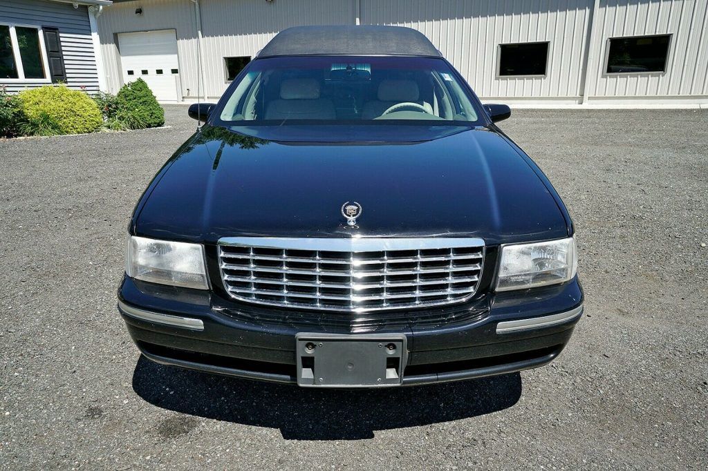 1998 Cadillac Deville Superior Coach Statesman Hearse [very good shape]