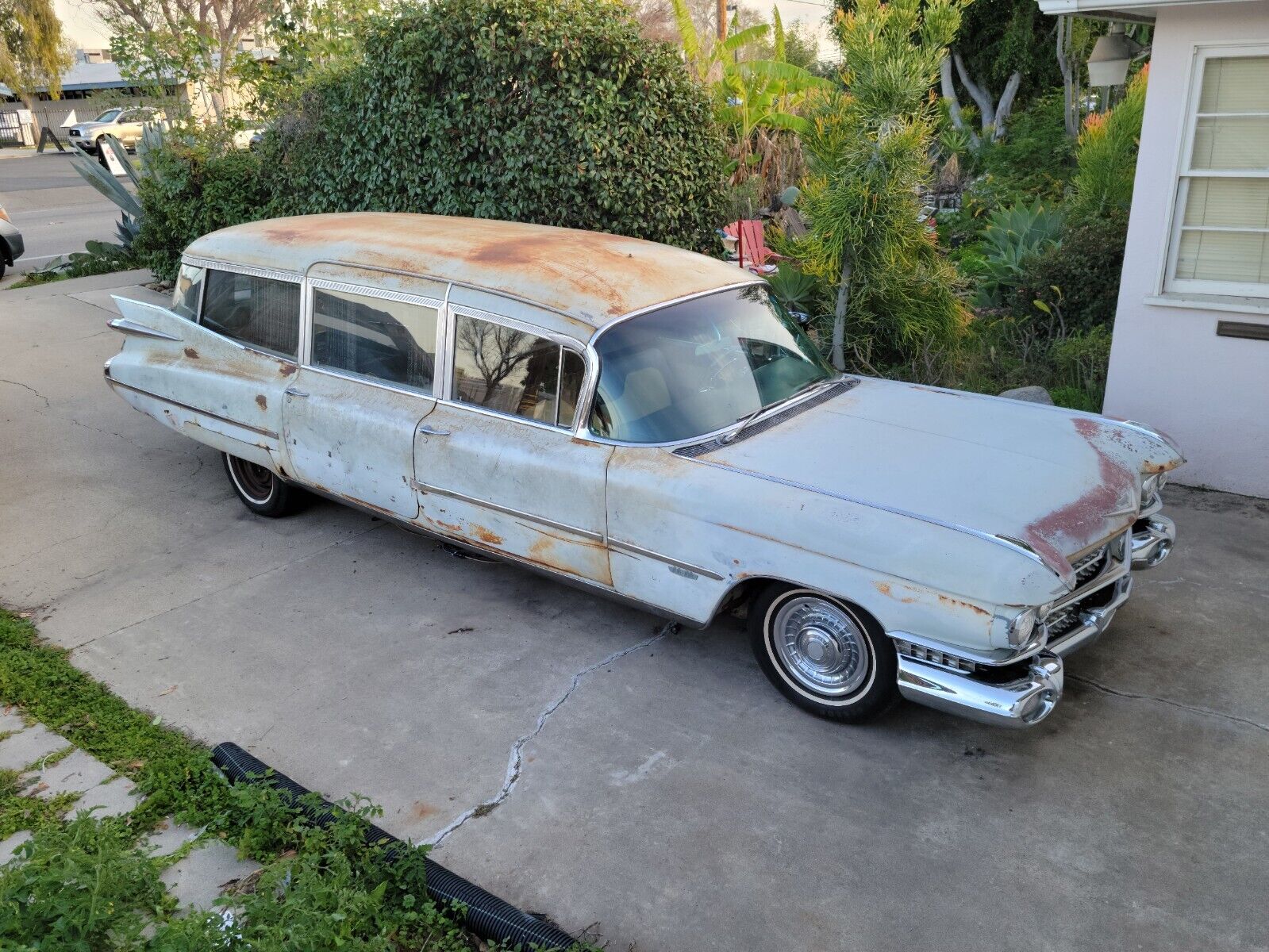 1959 Cadillac MillerMeteor Duplex Combination Hearse Ambulance [very