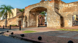 Costo de viaje de Santiago a Santo Domingo