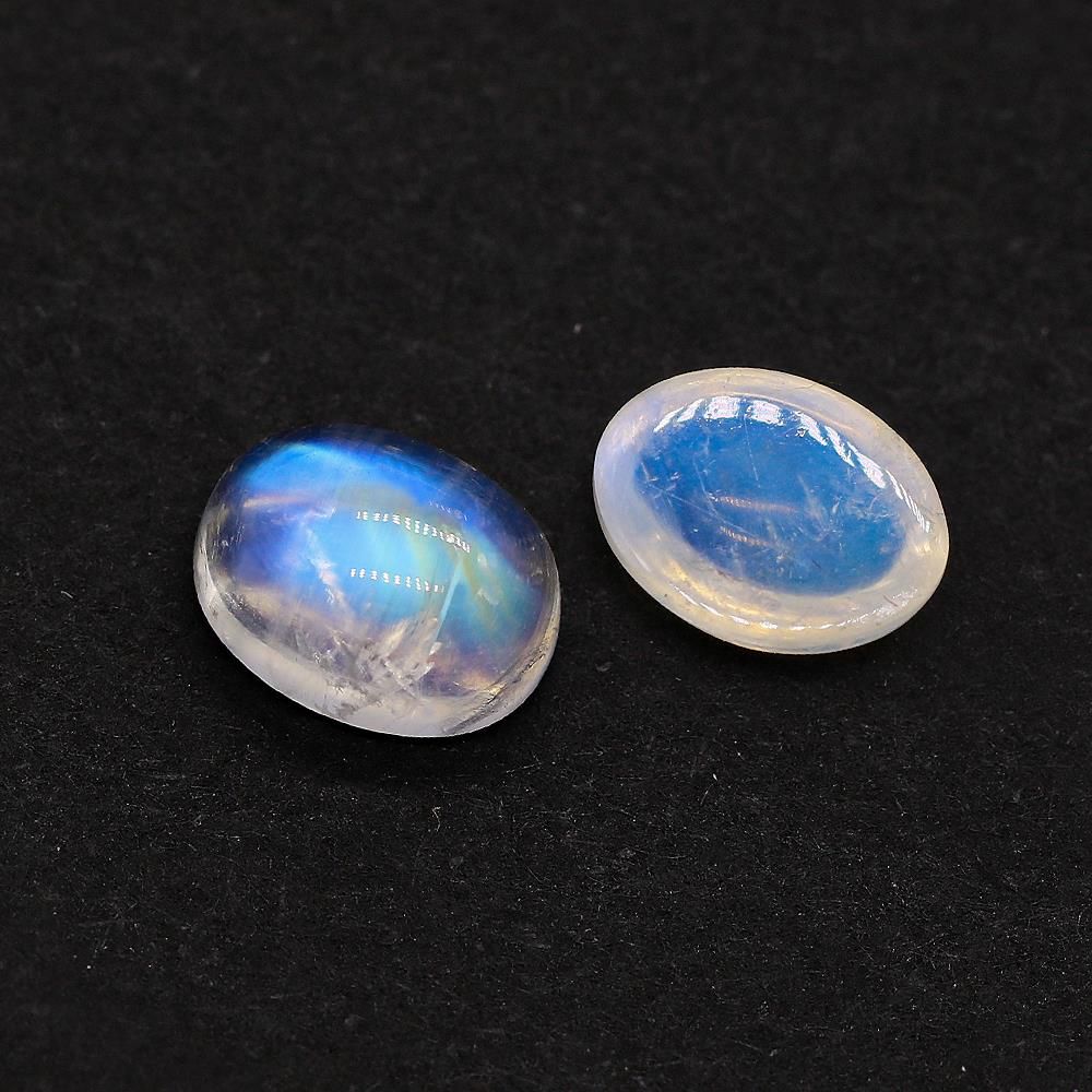 White Rainbow Moonstone Cabochon...Oval Cabochon...19x13x7 mm..14 Cts..#G2868