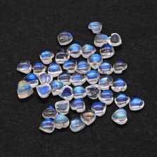 Rainbow Moonstone / White Labradorite 3mm to 5mm Heart Shape Cabochon (Eye Clean / Loop Clean)