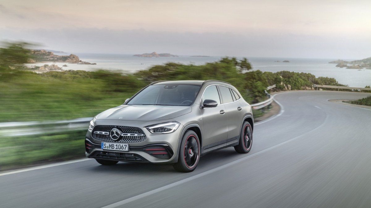 Mercedes GLA Exterior
