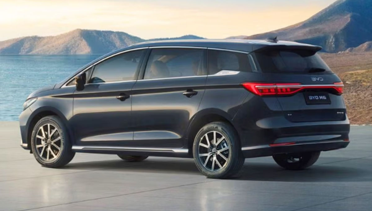 BYD eMax 7