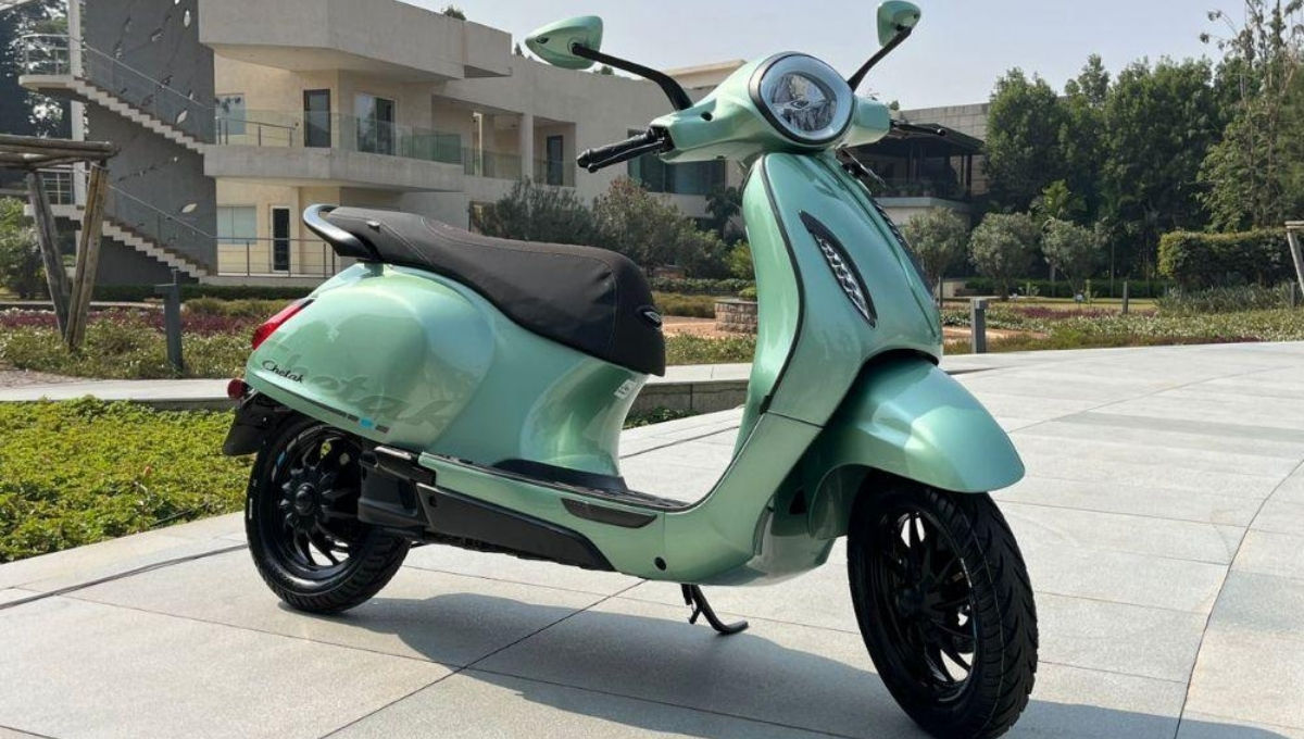Bajaj Chetak 3001