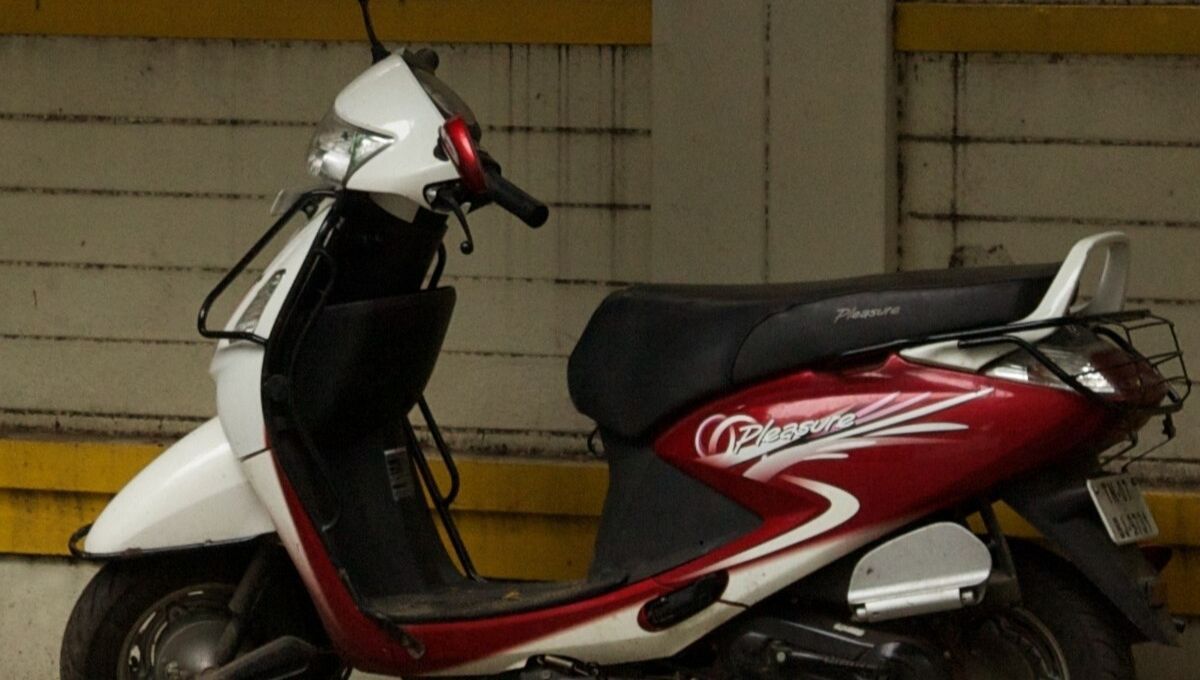 Hero Pleasure+ Scooter