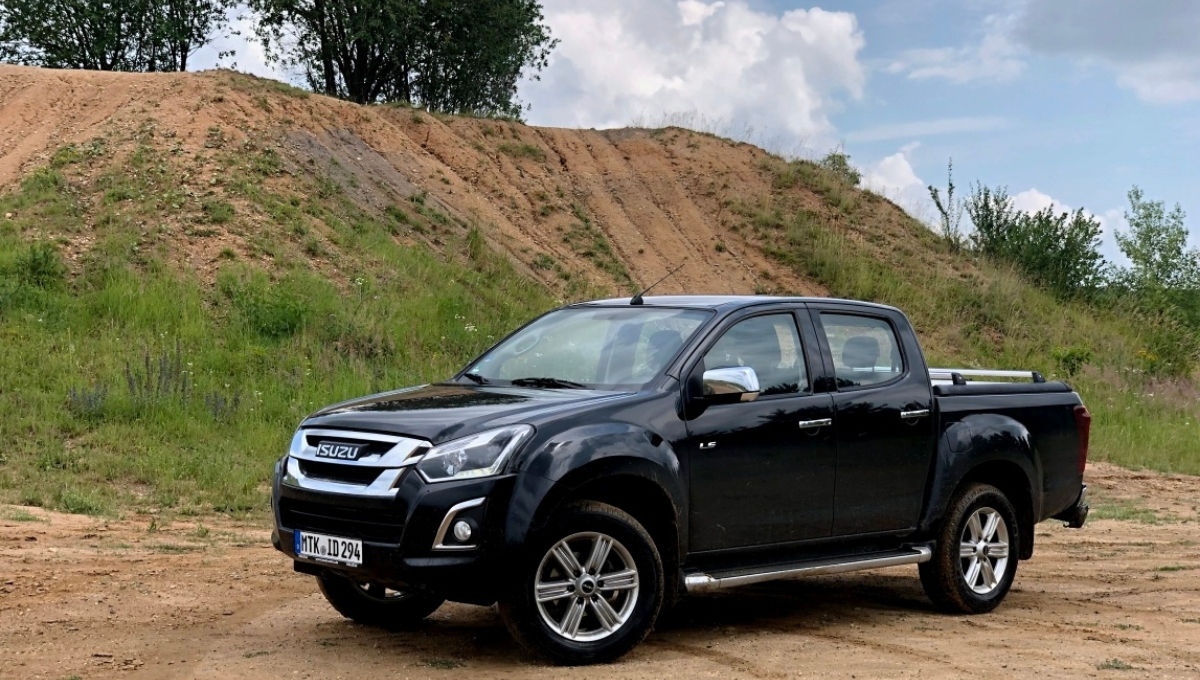 Isuzu V-Cross