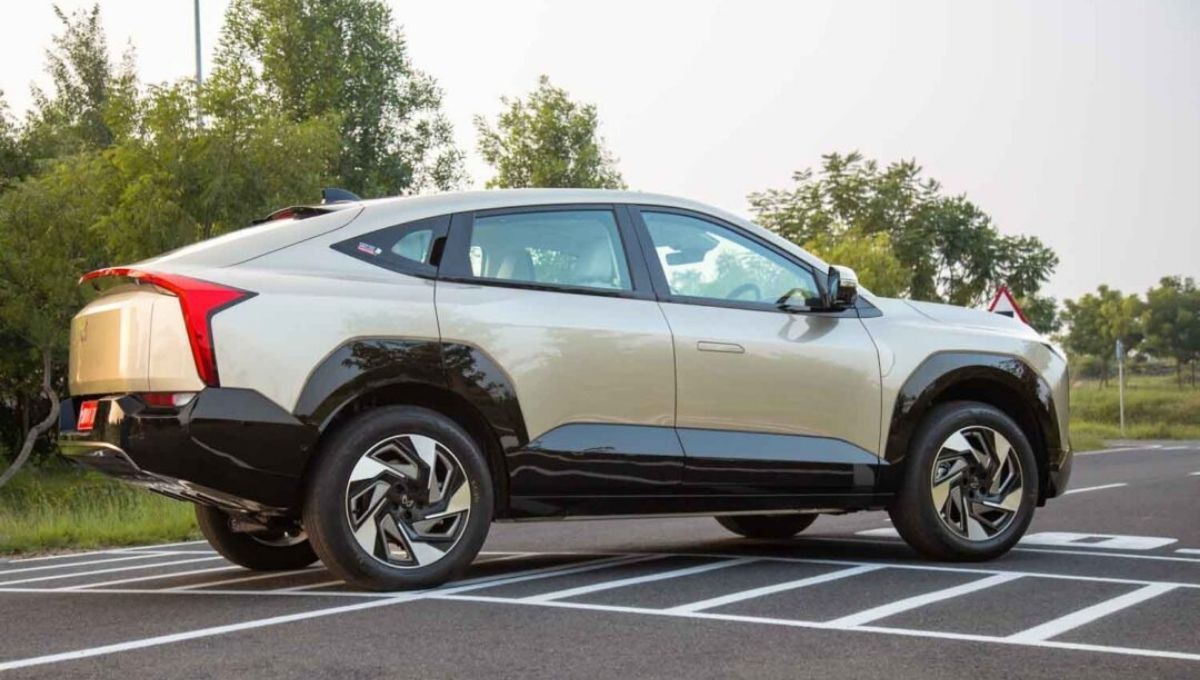 Mahindra XEV 9e
