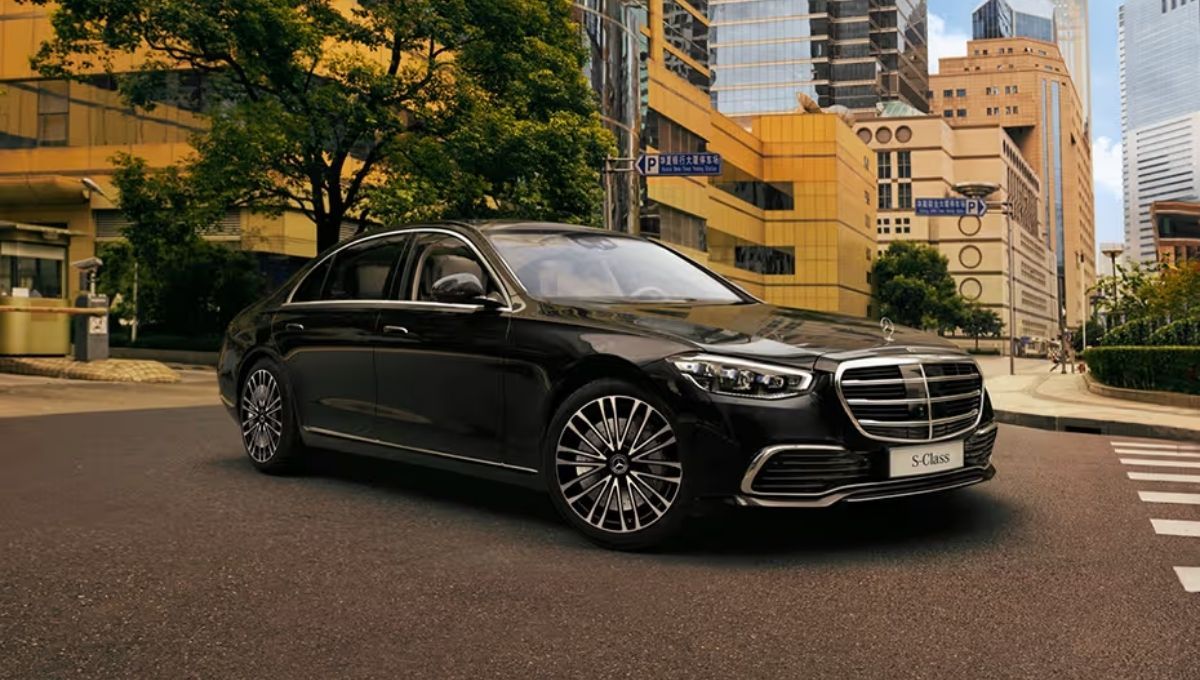  Mercedes-Benz S-Class