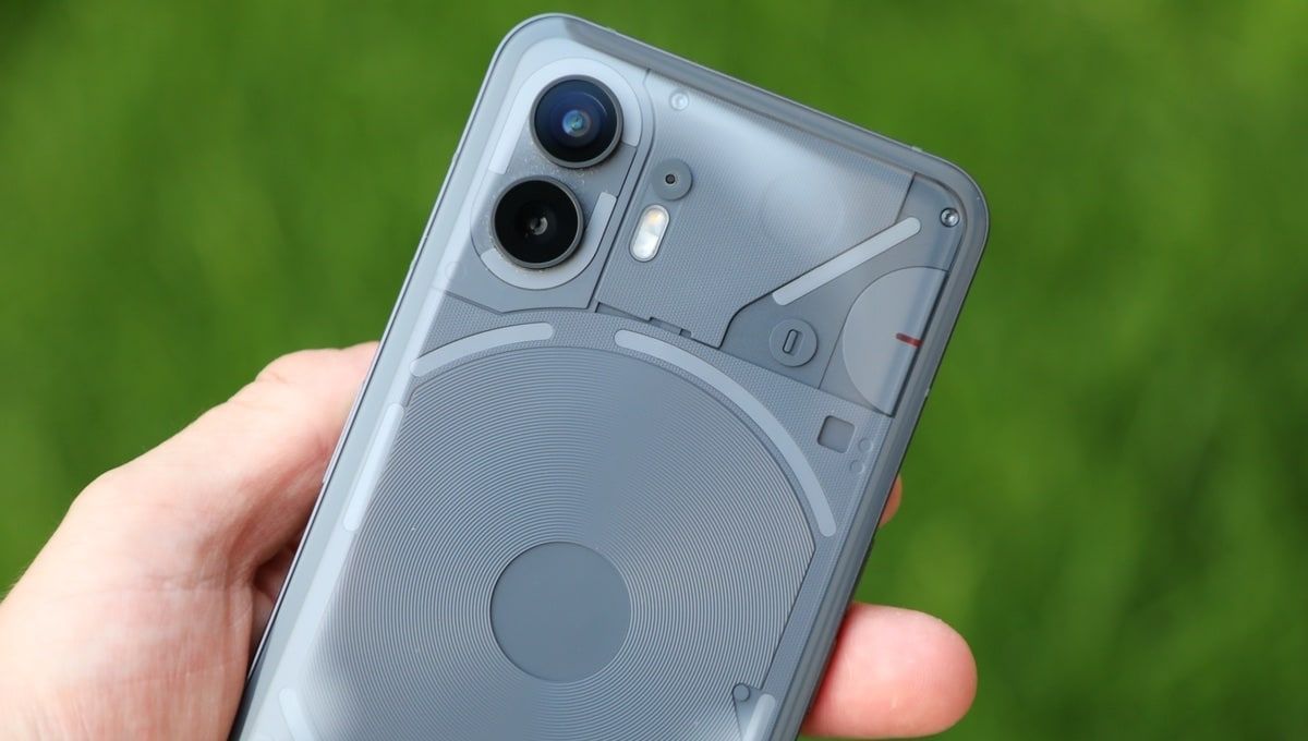  Nothing Phone (2)