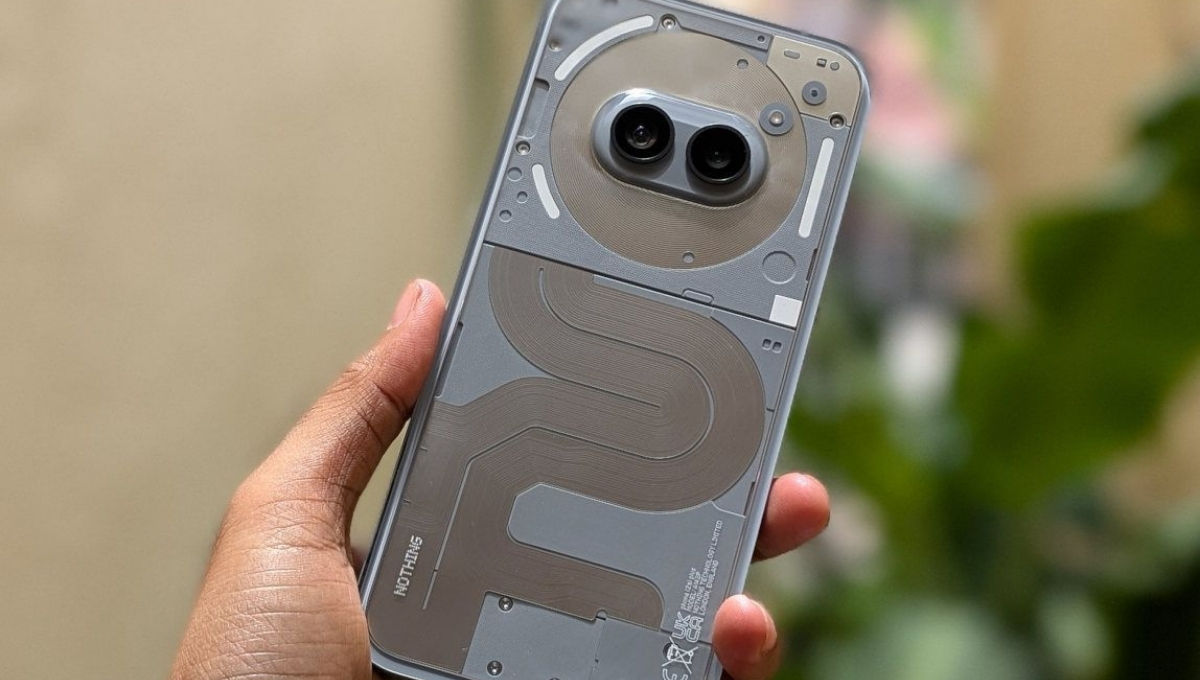  Nothing Phone (2a) Plus