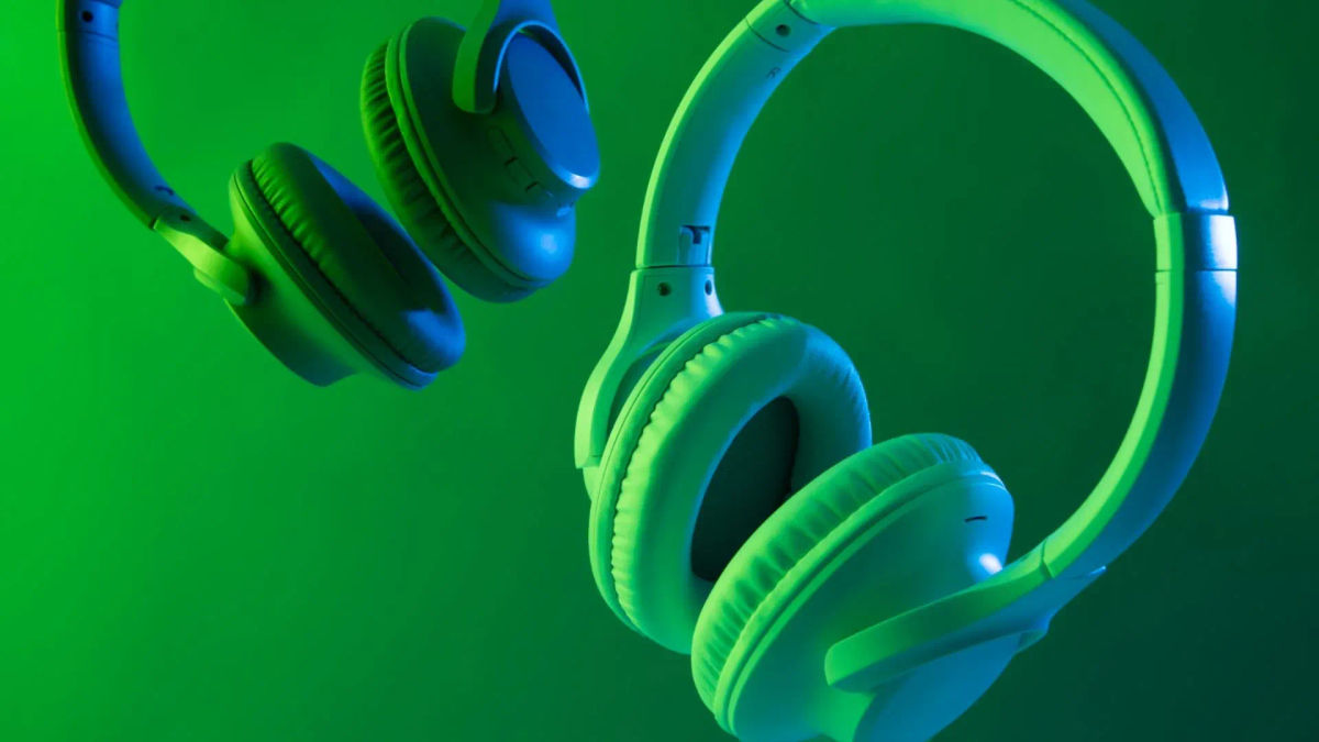 Headphone