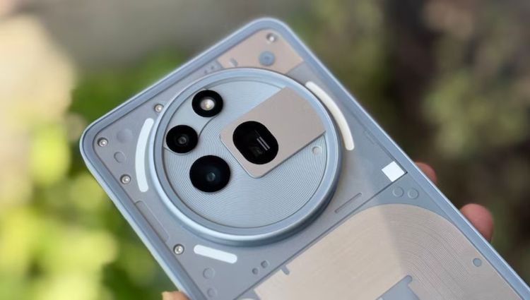 Nothing Phone 3a Pro: दमदार फीचर्स और अनोखा डिजाइन जो दिल जीत ले