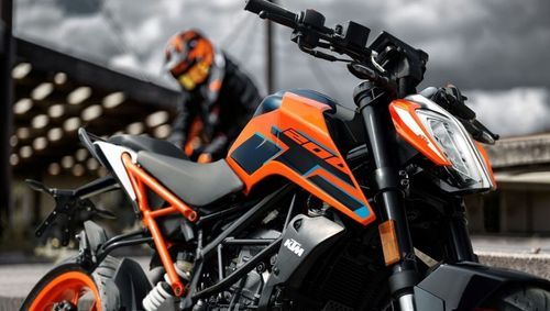 KTM 200 Duke bike 