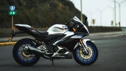  Yamaha R15 V4 bike