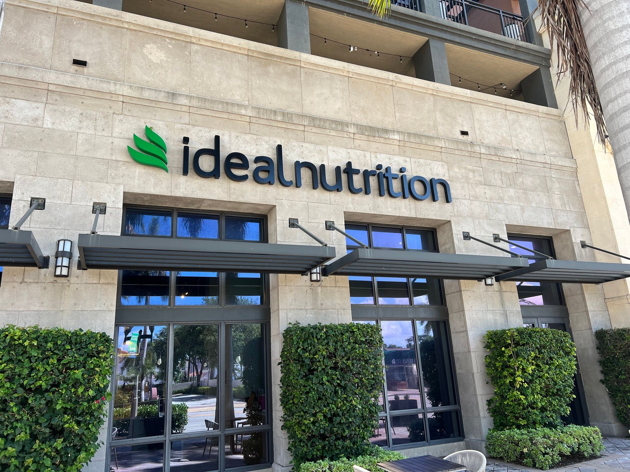 ideal-nutrition-store.jpg