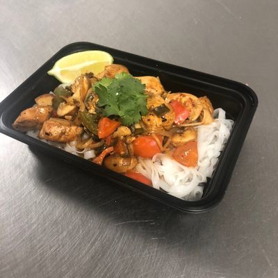 Chicken Pad Thai meal image