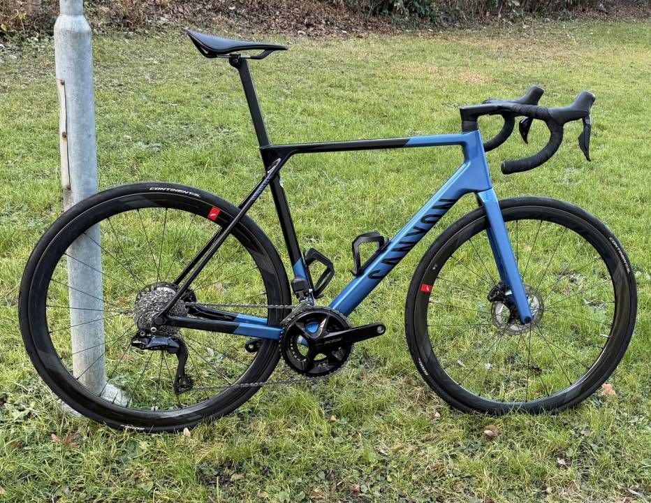 Canyon Ultimate CF SL 7 Di2 - size L kaufen in Zürich - Velomarkt