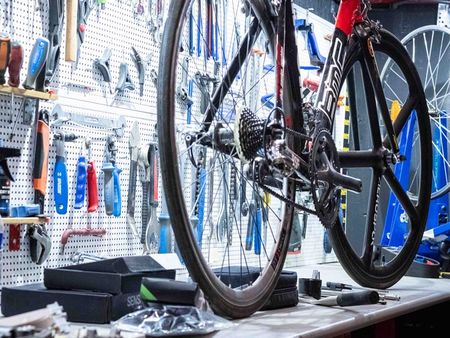 Ausstattung für deine Velo-Werkstatt