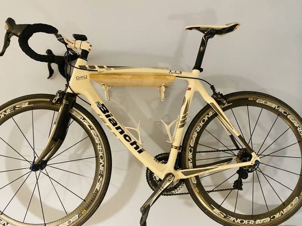 Bianchi Vollcarbon Rennrad kaufen in Berne #1 | velomarkt.ch