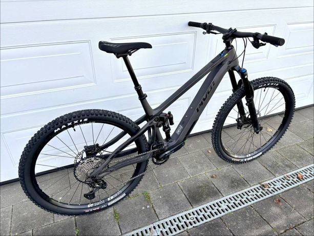 Neues Pivot Shuttle SL E-MTB abzugeben kaufen in Berne #1 | velomarkt.ch