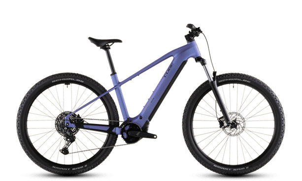 Cube Reaction Hybrid ONE 800 blueiris´n´reflect, Grösse S, 2026 Modell ab Lager verfügbar !!!! kaufen in Schwyz #1 | velomarkt.ch