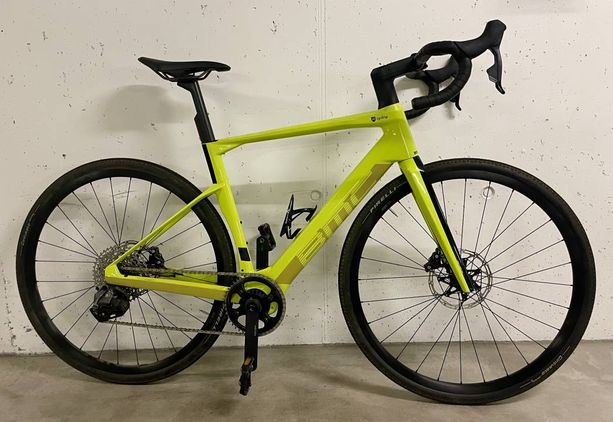 BMC Roadmachine 01 AMP X Two kaufen in Schwyz #1 | velomarkt.ch