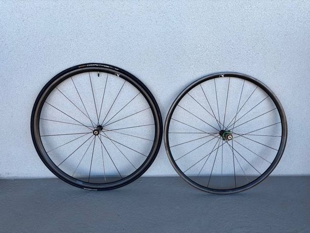 AX Lightness Premium Road P24T Collé kaufen in Lucerne #1 | velomarkt.ch