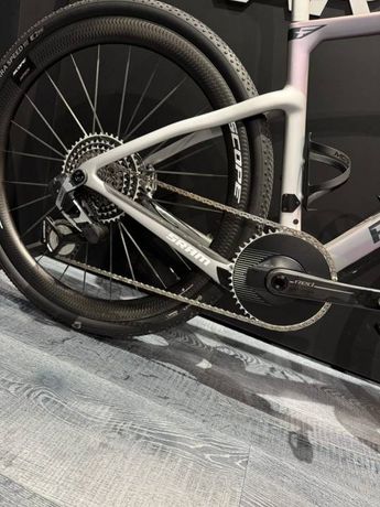 Komplette SRAM RED XPLR AXS Gravel Group 1x13 kaufen in Bern #1 | velomarkt.ch