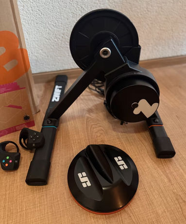 Zwift Hub One mit Hub Controller kaufen in Graubünden #1 | velomarkt.ch
