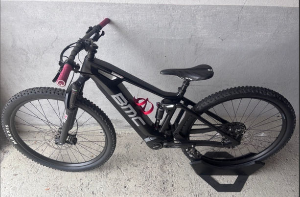 E-MTB BMC Speedfox AMP Three kaufen in Neuenburg #1 | velomarkt.ch