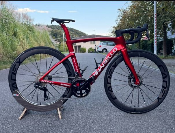 PINARELLO Dogma F 2025 Starry Red kaufen in Aargau #1 | velomarkt.ch