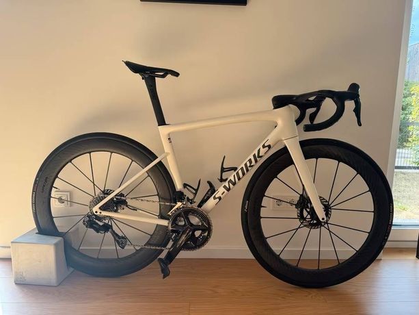 Specialized S-Works Tarmac SL8 – Dura-Ace Di2, 2023, taille 54, < 6,5 kg – État exceptionnel kaufen in Valais #1 | velomarkt.ch