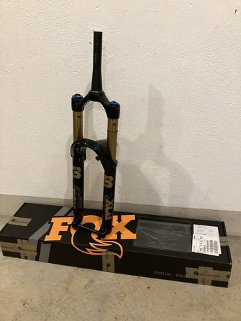 Fox 38 Factory GRIP X2 160mm Neuwertig 2025 black glossy kaufen in Saint-Gall #1 | velomarkt.ch