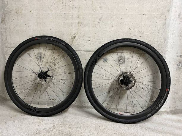 Gravel Laufradsatz Carbon Clincher Novatec Shimano/Sram kaufen in Zug #1 | velomarkt.ch