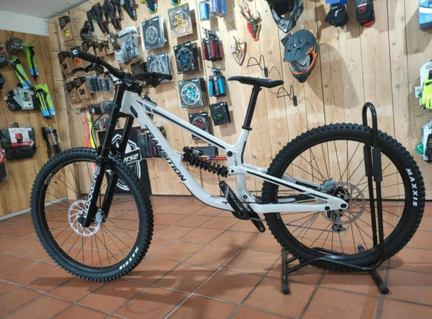 Transition TR11 2025 SRAM GX Rock Shox Boxxer SRAM Maven kaufen in Bern #1 | velomarkt.ch