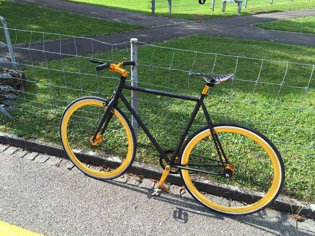 «Goldencycle» - Fixie das die Blicke auf sich zieht (Goldig) kaufen in Saint-Gall #1 | velomarkt.ch