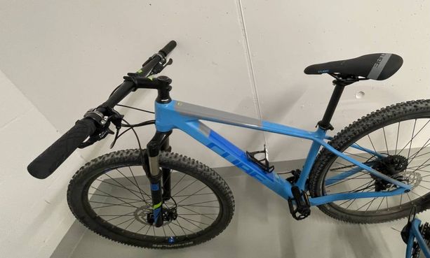 Hochwertiges Cube Carbon Bike kaufen in Bern #1 | velomarkt.ch