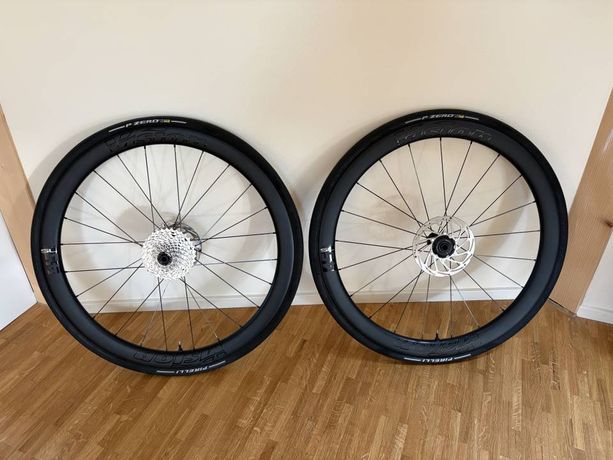NEU Vision Metron SL45 Carbon Laufradsatz 45mm – inkl. Pirelli P ZERO Race TLR RS 30 mm + Kassette 11–34 kaufen in Berne #1 | velomarkt.ch