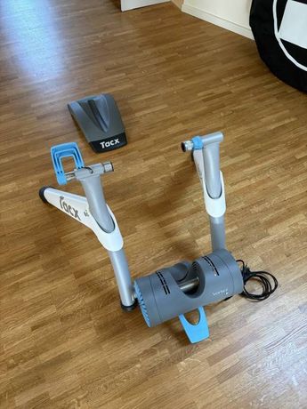 Tacx Vortex Smart Trainer – Rollentrainer mit Widerstand kaufen in Berne #1 | velomarkt.ch