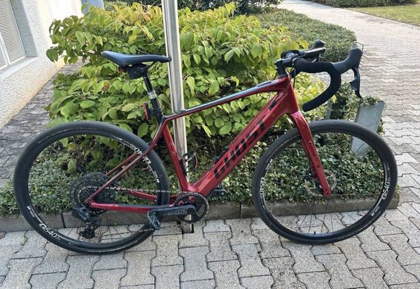 E Gravel E-Bike GHOST PATH ASKET PRO Carbon - Größe M / Light Carbon SRAM / DT SWISS / FAZUA 60 kaufen in Zürich #1 | velomarkt.ch